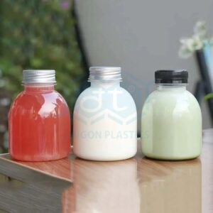 Pet plastic water bottle; capacity 500ml - 1000ml