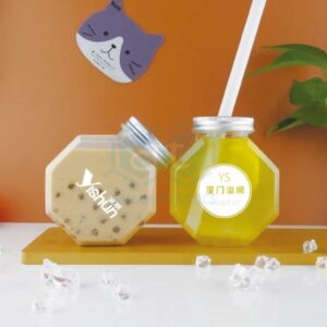 Octagonal PET plastic water bottle; capacity 400ml - 800ml